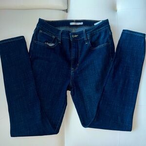 Levis high rise skinny jeans
